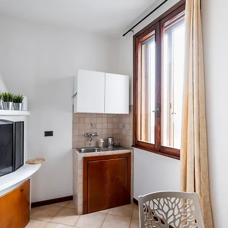 San Vincenzo 1 - 2 - 4 Apartment